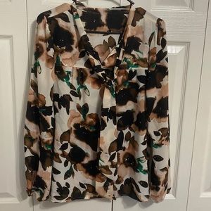 DKNY bland new blouse never worn, ‘art basil’ print, neck tie scarf detail